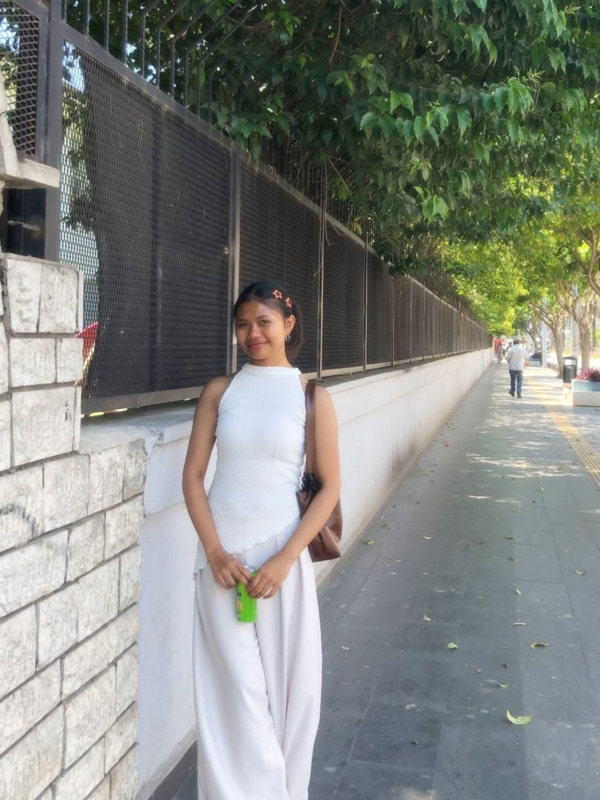 Ni Nyoman Trisna Santi - Vonresort Golden Coast Turki - Waitress.jpg